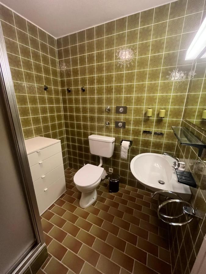 Helle Wohnung Mit Grossem Balkon 上罗伊特 外观 照片
